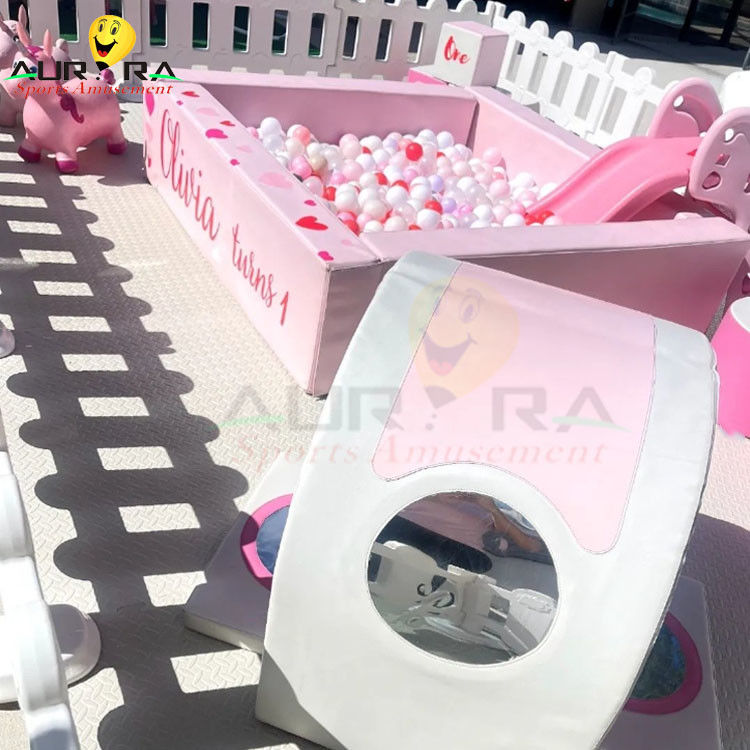 Parco giochi interno Set giochi per bambini per bambini Pista di palla Casa rimbalzo con scivolo