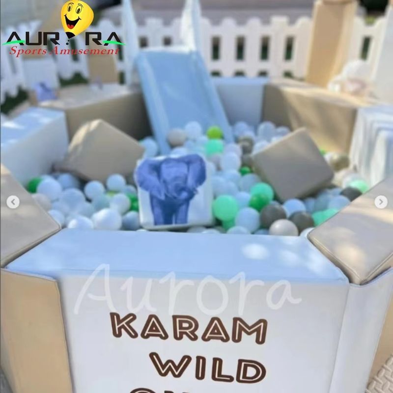 Parco giochi in PVC PU gonfiabile e bianco
