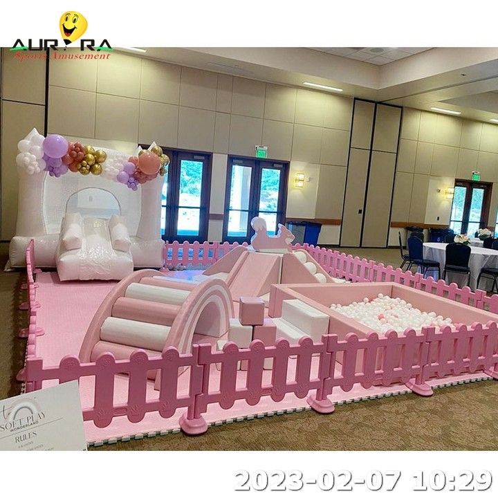 Soft Play Carousel Rosa Indoor Play Center Area con Ball Pit Bounce House