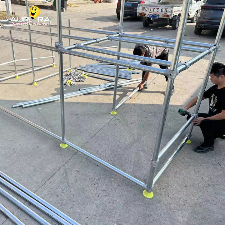 Zona di gioco personalizzata per bambini centro di arrampicata interna costruito da Aurora