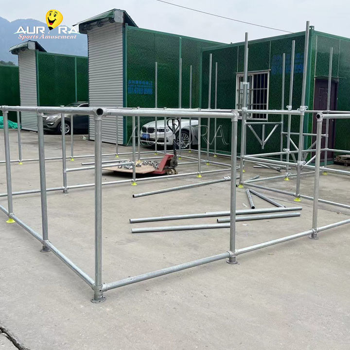 Zona di gioco personalizzata per bambini centro di arrampicata interna costruito da Aurora