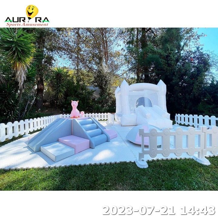 Parco giochi per bambini all'ingrosso area scivolo bianca per gioco per palloni