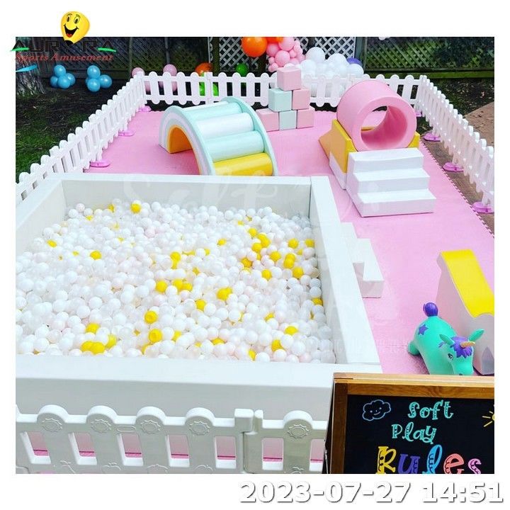 Prezzo di fabbrica Soft Play Merry Go Round per bambini Soft Play Equipment Set
