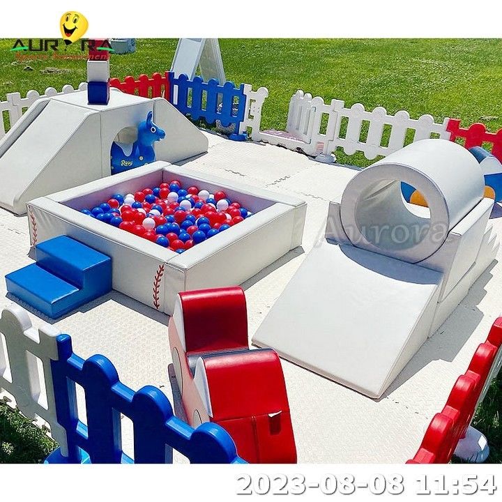 Attrezzature per gioco morbido Slide Indoor Soft Play For Kids Soft Play Set Attrezzature marrone