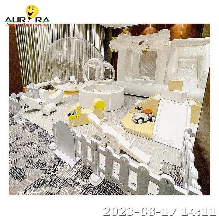 Parco giochi per bambini Parco giochi interno Casa a rimbalzo bianca con tenda a bolla