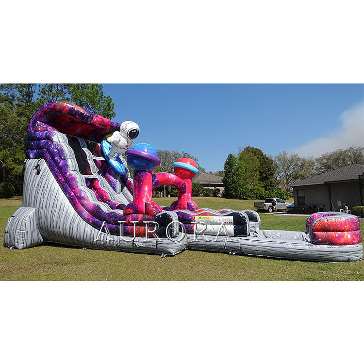 Scivolo gonfiabile ad acqua per adulti Scivolo gonfiabile ad acqua con piscina per bambini