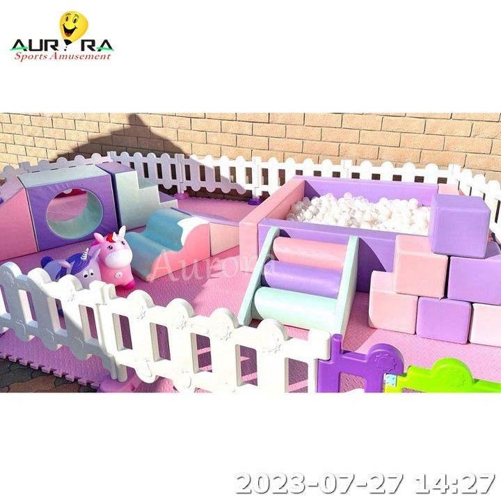 Piattaforma di gioco morbida rosa Piattaforma di gioco morbida Recinzione per bambini Set di gioco morbido