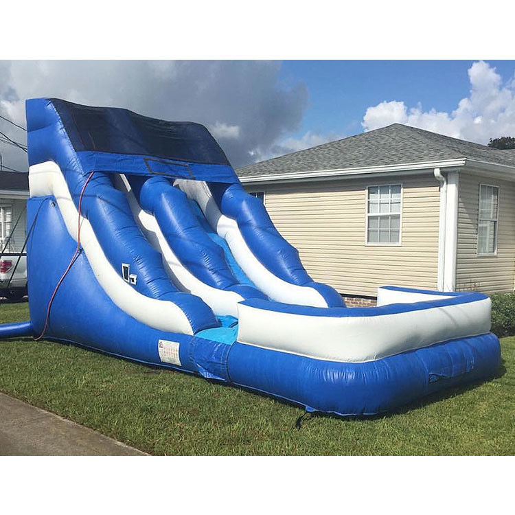 Scivolo d'acqua gonfiabile con piscina scivolo d'acqua gigante per adulti castelli da buttare per bambini