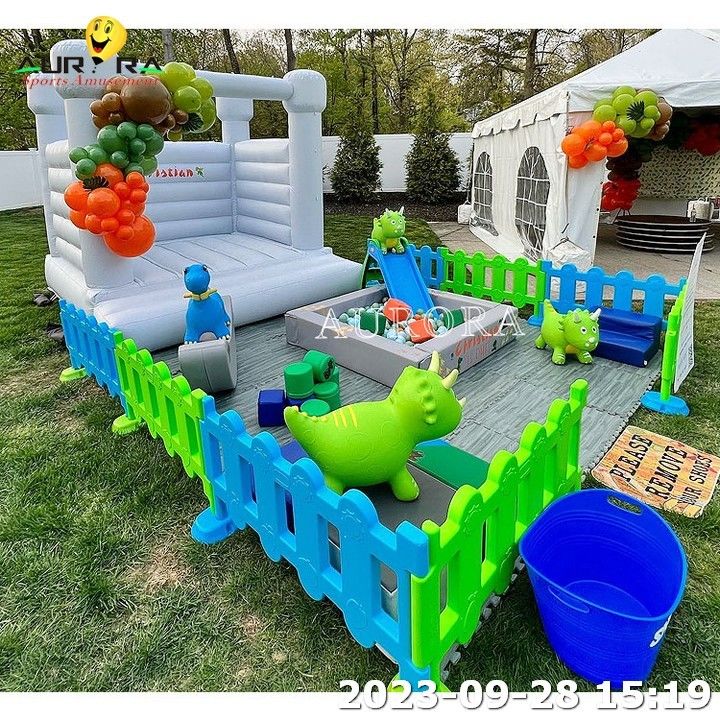 Equipaggiamento per giochi soft per bambini al coperto con Blue Bounce House per il noleggio di feste