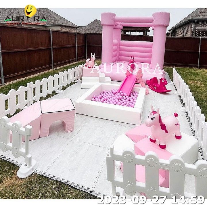 Attrezzature per gioco soft personalizzate Set per bambini all' esterno Per il noleggio di feste con buttafuori