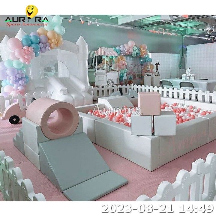 Set di attrezzature per soft play gonfiabili colore neutro rosa per bambini pacchetto soft play